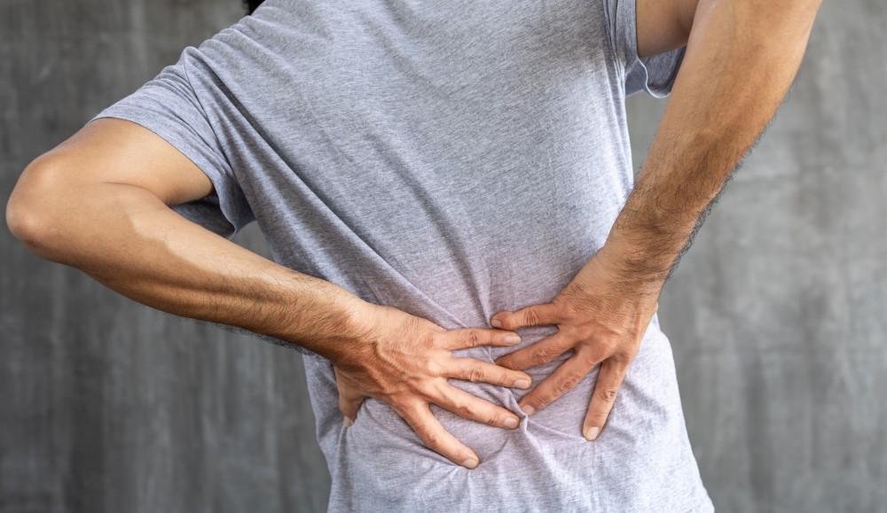 Traction vs. Spinal Decompression: Understanding the Difference for Lasting Back Pain Relief